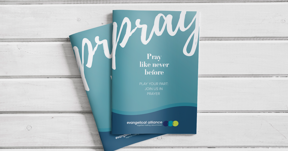 Pray Like Never Before: Holy Scriptures That Reconnect Hearts Through Prayer